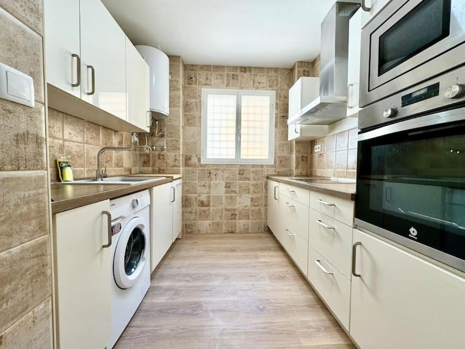 Spacious 3Bd Central Malaga With 2Bh & Ac Bagian luar foto